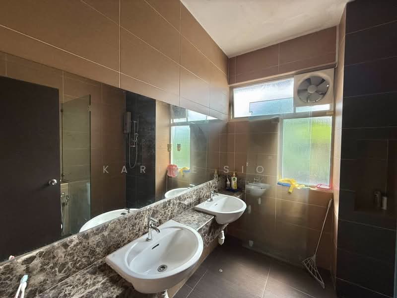 The Canal Garden South, Horizon Hills untuk Untuk Dijual - RM 1,640,000, Mac 2026 - Bathroom - PropertyGuru.com.my