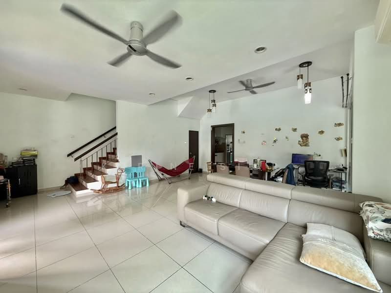 The Canal Garden South, Horizon Hills untuk Untuk Dijual - RM 1,640,000, Mac 2026 - Living Room - PropertyGuru.com.my