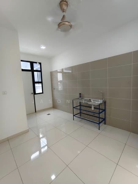 Terraced House for Sale in Taman Desa Tebrau (Tebrau) - Jason Tan - Kitchen - PropertyGuru.com.my