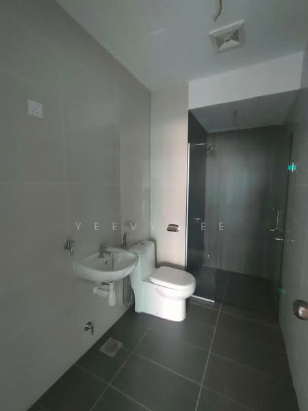 Servis Apartment untuk Disewa di Boulevard 51 - Yeevy Lee - Bathroom - PropertyGuru.com.my
