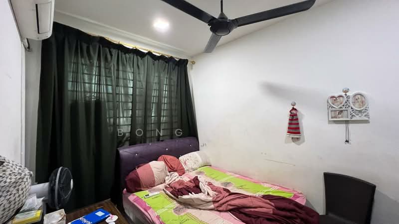 2-storey Terraced House for Sale in Kota Samarahan (Sarawak) - Bong Xian - Bedroom - PropertyGuru.com.my