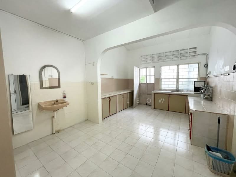 Greenland untuk Untuk Disewa - RM 3,000 /bulan, Mac 2026 - Kitchen - PropertyGuru.com.my