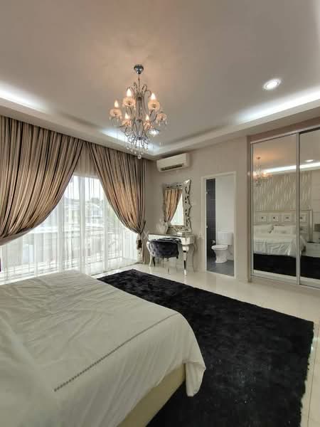 Taman Dengkil Jaya untuk Untuk Dijual - RM 575,800, Mac 2026 - Bedroom - PropertyGuru.com.my