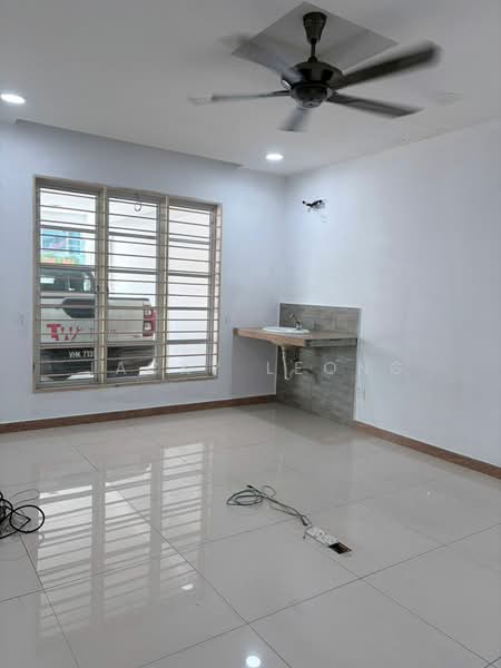 Taman Sri Muda untuk Untuk Dijual - RM 850,000, Mac 2026 - Interior - PropertyGuru.com.my