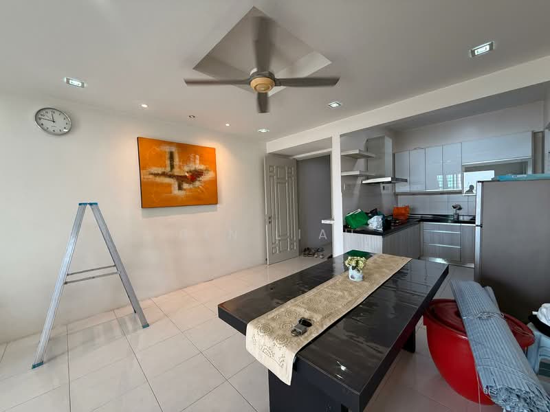 Summer Place untuk Untuk Disewa - RM 2,500 /bulan, Mac 2026 - Living Room - PropertyGuru.com.my