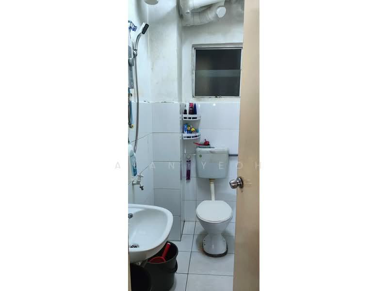 Apartment for Sale at Perdana Puri - Alan Yeoh - Bathroom - PropertyGuru.com.my