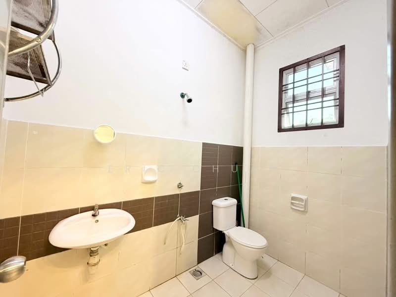 2-storey Terraced House for Sale in Taman Nusa Indah (Iskandar Puteri (Nusajaya)) - Eric Chuah - Bathroom - PropertyGuru.com.my