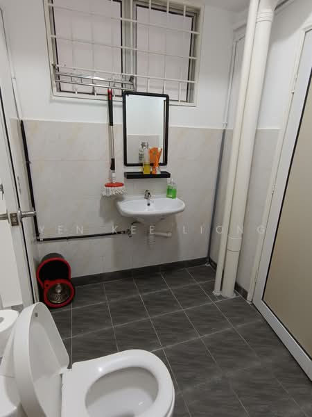Desa Gembira untuk Untuk Dijual - RM 680,000, Apr 2026 - Bathroom - PropertyGuru.com.my