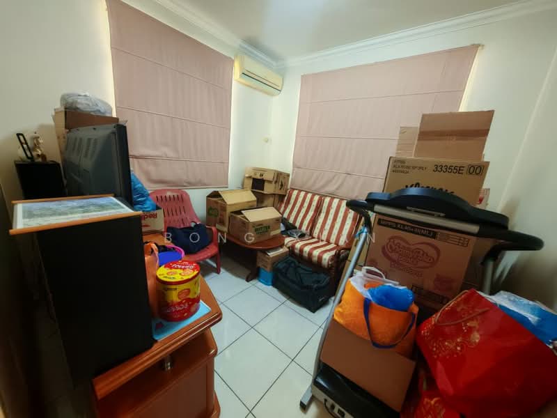 Semi-Detached House for Sale in Kuching (Sarawak) - Bong Xian - Living Room - PropertyGuru.com.my