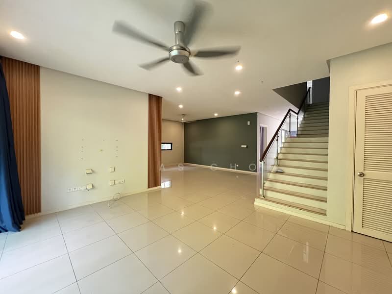 Townhouse for Sale in Desa Melawati (Setapak) - Lucas Choo - Living Room - PropertyGuru.com.my
