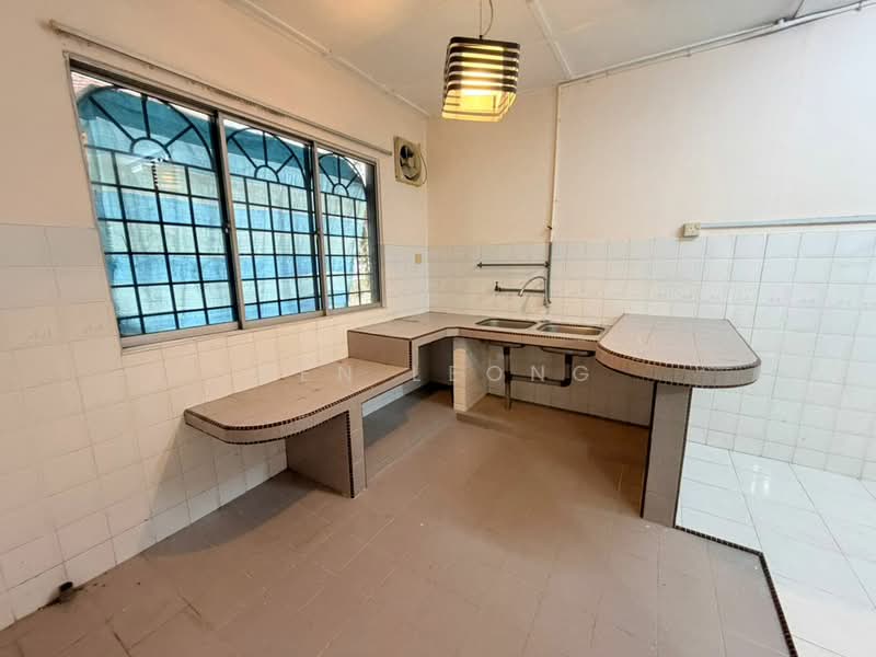 USJ 4 untuk Untuk Dijual - RM 838,000, Mac 2026 - Kitchen - PropertyGuru.com.my