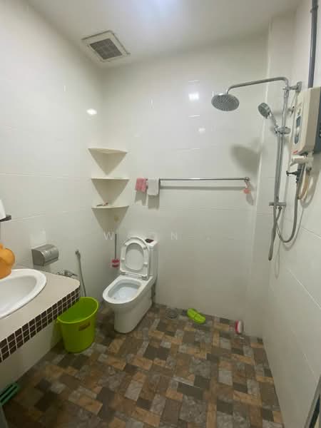 2-storey Terraced House for Sale in Bukit Rambai (Melaka) - Woon . - Bathroom - PropertyGuru.com.my