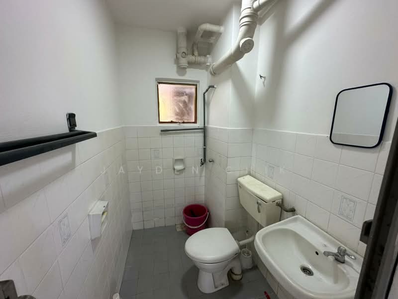 Winner Court B untuk Untuk Dijual - RM 228,000, Mac 2026 - Bathroom - PropertyGuru.com.my