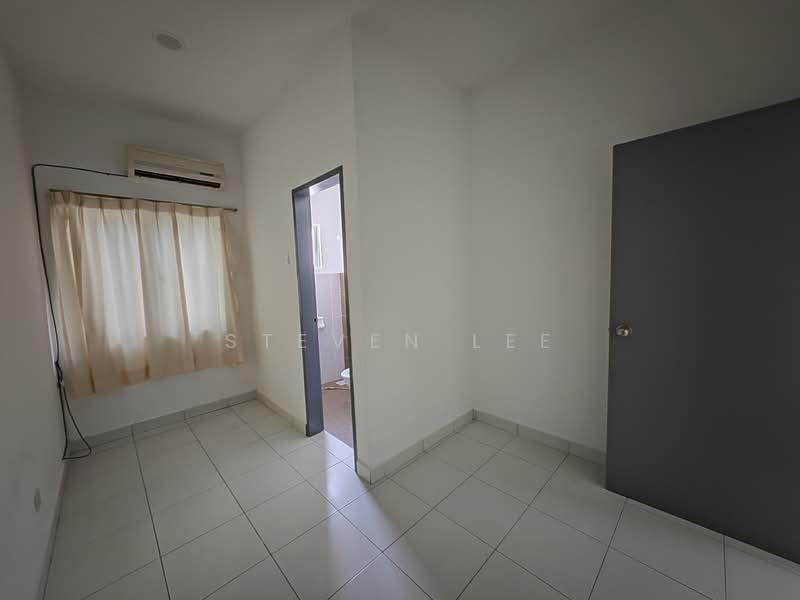 2-storey Terraced House for Sale in Taman Sari Alamanda (Serendah) - Steven Lee - Interior - PropertyGuru.com.my