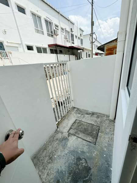 2-storey Terraced House for Sale in Bandar Sri Sendayan (Negeri Sembilan) - Alex Tan - Exterior - PropertyGuru.com.my