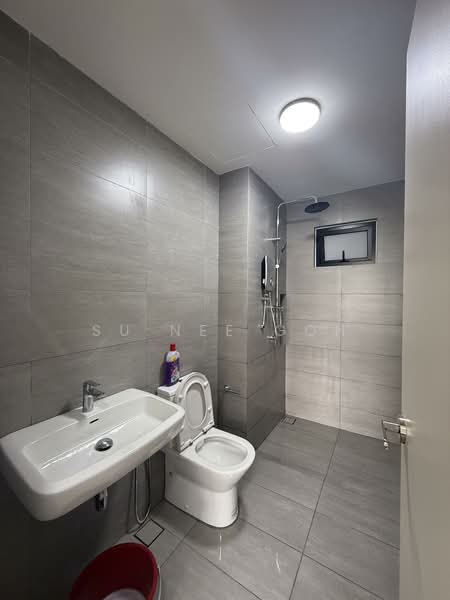 Service Residence for Rent at Residensi Ava @ Kiara Bay - Su Nee Goh - Bathroom - PropertyGuru.com.my