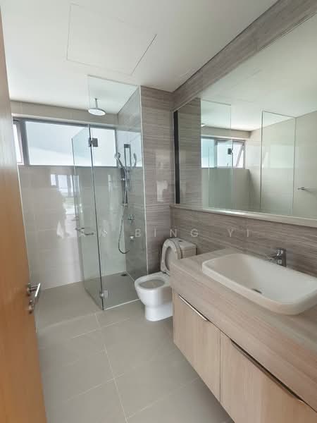 Southern Marina Residences untuk Untuk Dijual - RM 1,167,960, Mac 2026 - Bathroom - PropertyGuru.com.my