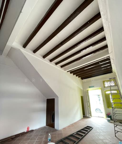 2.5 STOREY CORNER REFURBISH SHOP RENT KEK CHUAN GEORGETOWN untuk Untuk Disewa - RM 7,500 /bulan, Mac 2026 - Interior - PropertyGuru.com.my