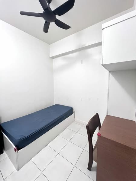 Service Residence for Sale at Diamond Residences - Jessy Lee - Bedroom - PropertyGuru.com.my