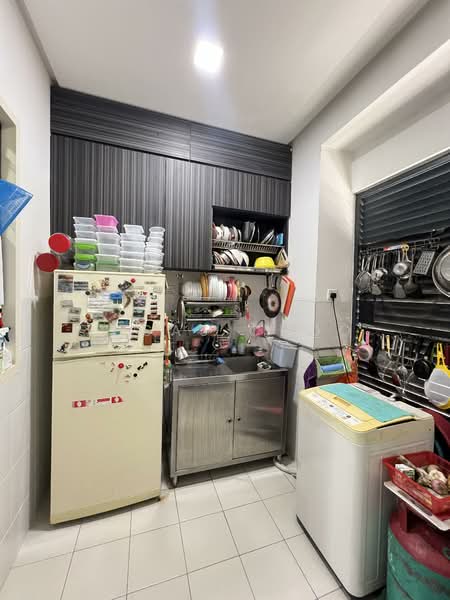Townhouse for Sale in Desa Melawati (Setapak) - Lucas Choo - Kitchen - PropertyGuru.com.my