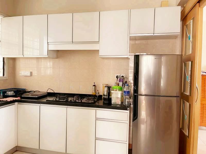 Condominium for Rent at Gurney Park Condominium - Jinelle Ong - Kitchen - PropertyGuru.com.my