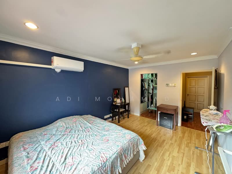 3-storey Terraced House for Sale in Bukit Antarabangsa (Ulu Kelang) - Adi Mohamad - Bedroom - PropertyGuru.com.my