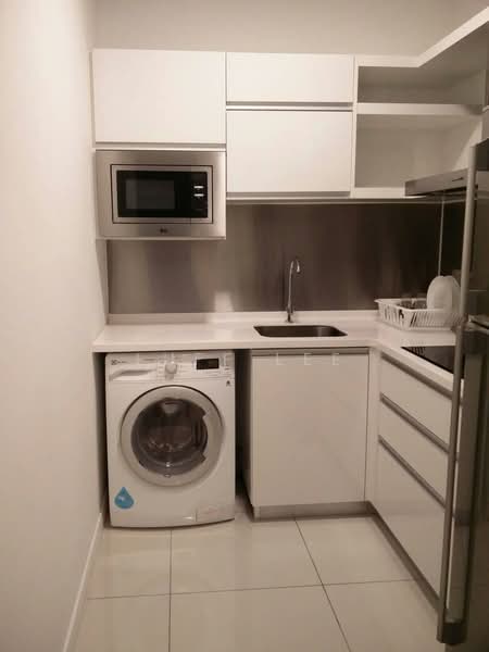 M City untuk Untuk Disewa - RM 2,200 /bulan, Mac 2026 - Kitchen - PropertyGuru.com.my