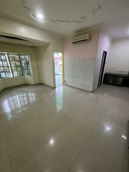 Rumah Teres 2 Tingkat untuk Dijual di Taman Bukit Maluri (Kepong) - Winston Chin - Living Room - PropertyGuru.com.my