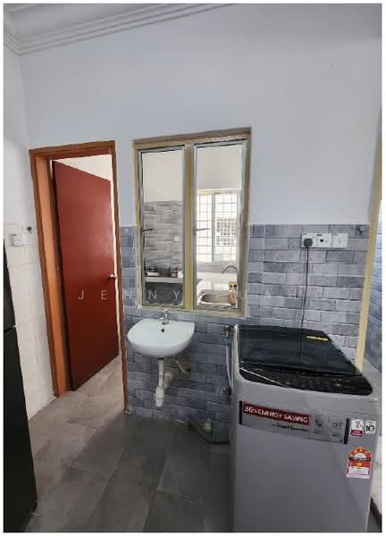 Awana Puri untuk Untuk Disewa - RM 1,700 /bulan, Mac 2026 - Kitchen - PropertyGuru.com.my