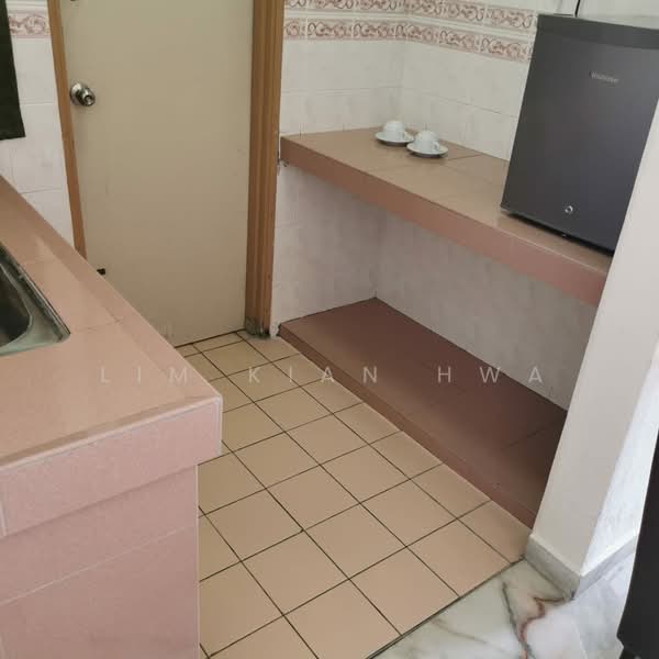 Glory Beach Resort untuk Untuk Dijual - RM 215,000, Mac 2026 - Kitchen - PropertyGuru.com.my