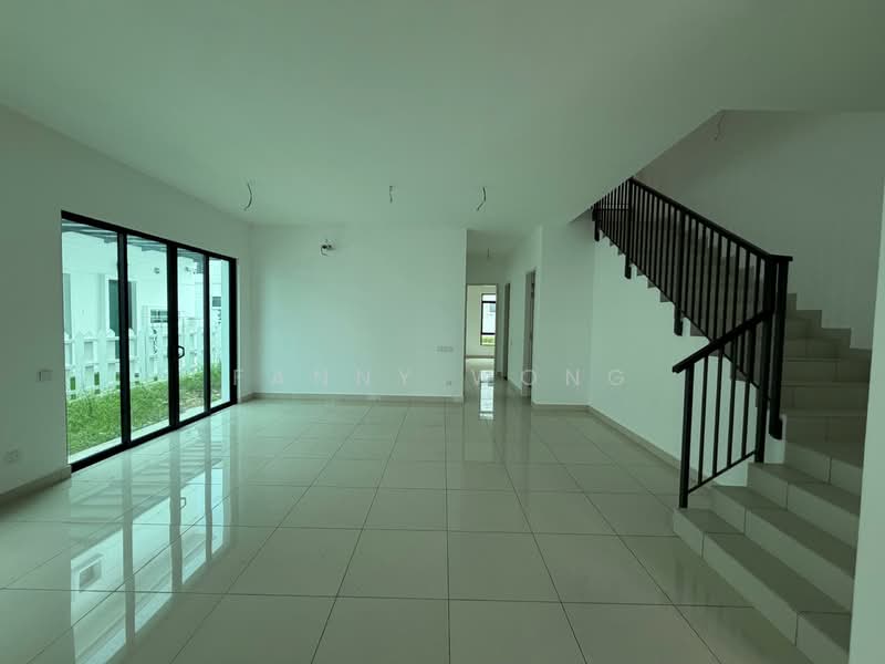 Semi-Detached House for Sale in Bandar Cassia (Batu Kawan) - Fanny Wong - Living Room - PropertyGuru.com.my