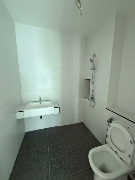 Semi-Detached House for Sale in Seberang Perai (Penang) - Fanny Wong - Bathroom - PropertyGuru.com.my