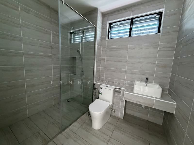 Semi-Detached House for Sale in Bandar Cassia (Batu Kawan) - Fanny Wong - Bathroom - PropertyGuru.com.my