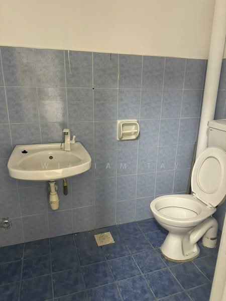 1-storey Terraced House for Sale in Johor Bahru (Johor) - William Tay - Bathroom - PropertyGuru.com.my