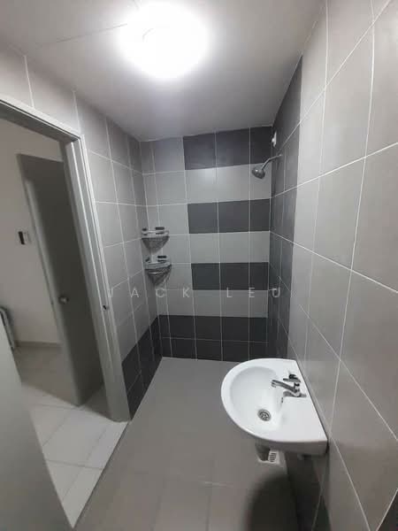 Service Residence for Rent at Residensi Mutiara Kajang 2 - Jack Leu - Bathroom - PropertyGuru.com.my
