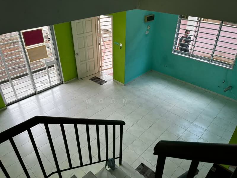 Rumah Berkembar untuk Dijual di Taman Tasik Utama (Bukit Katil) - Woon . - Entrance - PropertyGuru.com.my