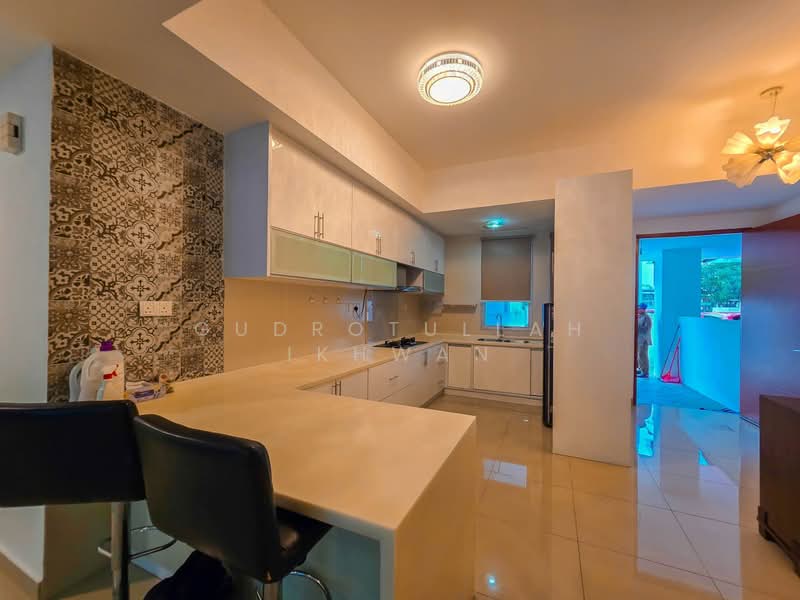 Summer Homes untuk Untuk Dijual - RM 470,000, Mac 2026 - Kitchen - PropertyGuru.com.my