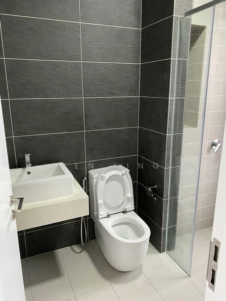 Service Residence for Rent at Le Pavillion - Ben Ling - Bathroom - PropertyGuru.com.my