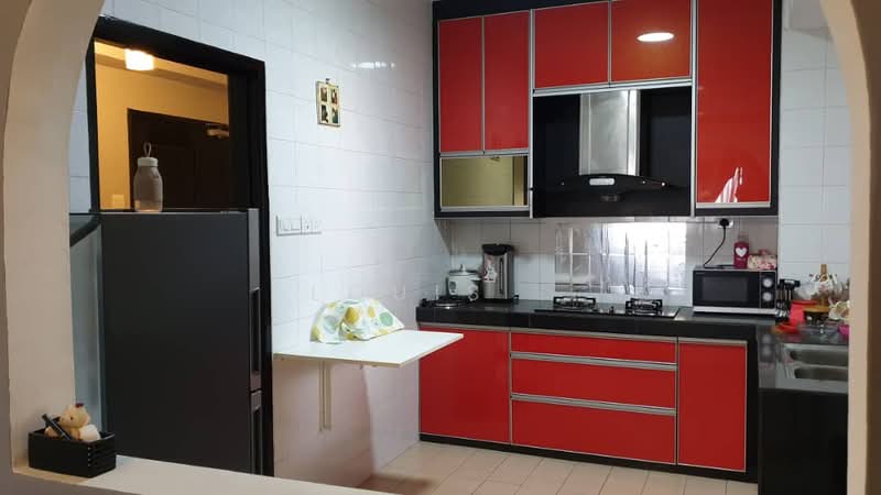 Condominium for Sale at Villa Angsana - Louis . - Kitchen - PropertyGuru.com.my
