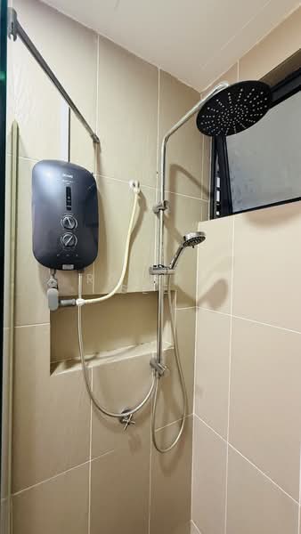 Condominium for Rent at Cristal Serin Residence - Robert See - Bathroom - PropertyGuru.com.my