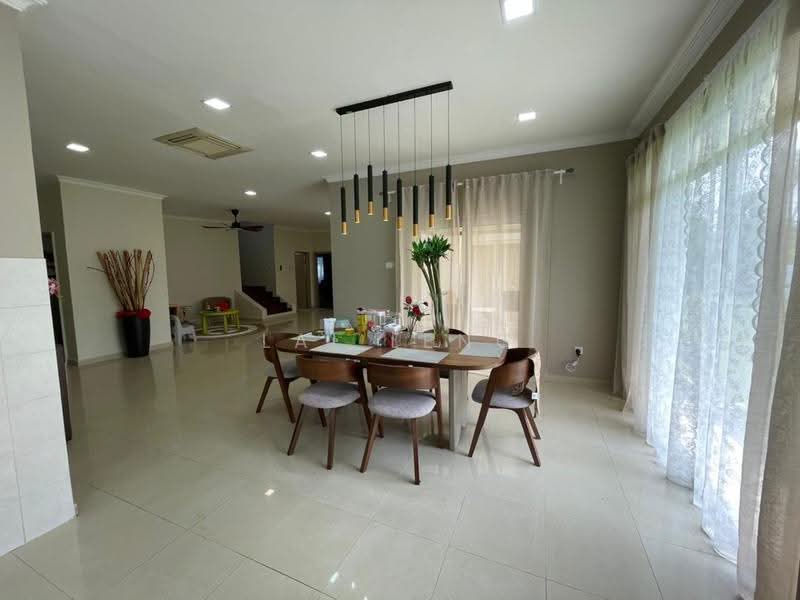 Bungalow House untuk Dijual di Bandar Mahkota Cheras (Cheras) - Lai Leng - Dining Room - PropertyGuru.com.my