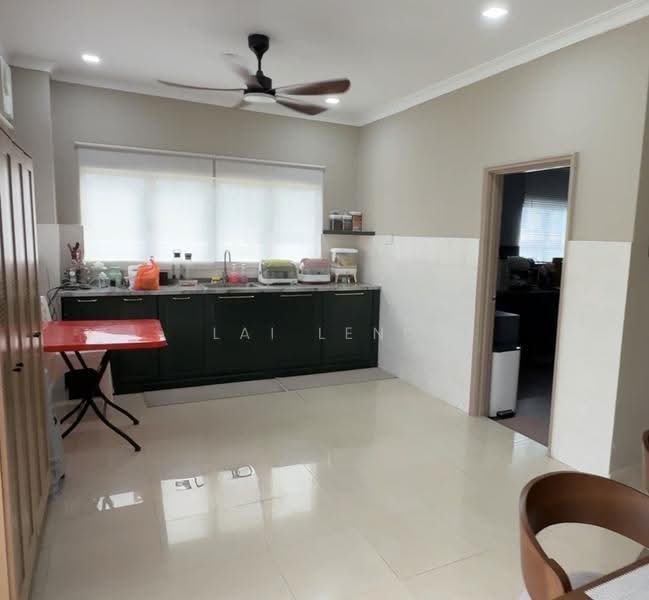 Bungalow House untuk Dijual di Bandar Mahkota Cheras (Cheras) - Lai Leng - dry kitchen - PropertyGuru.com.my