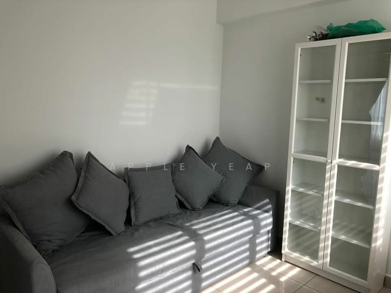 Condominium for Rent at Tropicana Bay Residences - Apple Yeap - Living Room - PropertyGuru.com.my