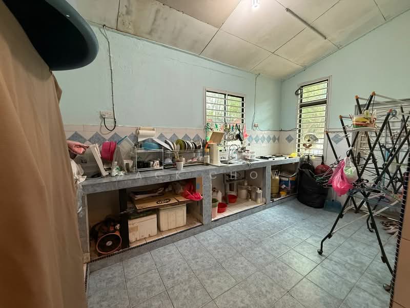 2-storey Terraced House for Sale in Taman Desa Cemerlang (Ulu Tiram) - Zack Chow - Kitchen - PropertyGuru.com.my