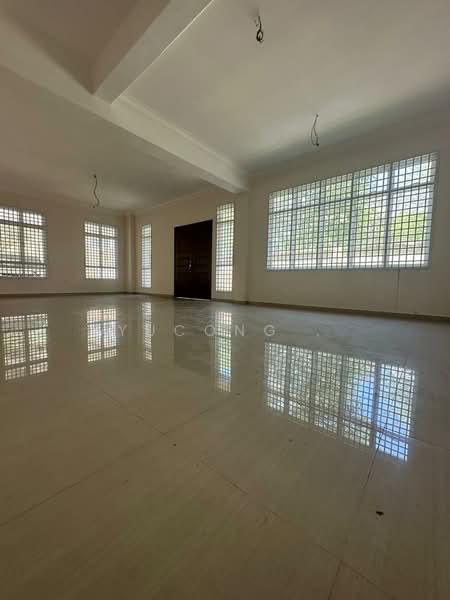 Link Bungalow for Sale in Taman Perling (Perling) - Yucong . - Interior - PropertyGuru.com.my