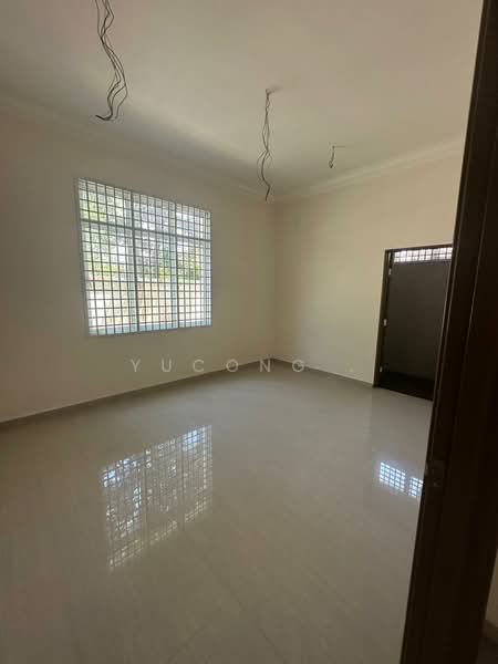 Link Bungalow for Sale in Taman Perling (Perling) - Yucong . - Interior - PropertyGuru.com.my