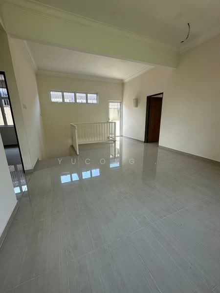Link Bungalow for Sale in Taman Perling (Perling) - Yucong . - Interior - PropertyGuru.com.my