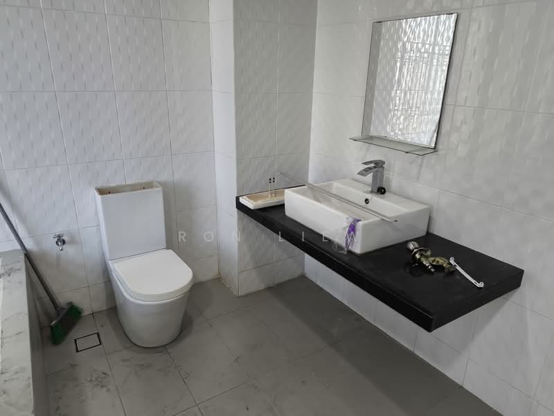 Zefer Hill Residence untuk Untuk Disewa - RM 2,500 /bulan, Mac 2026 - Bathroom - PropertyGuru.com.my