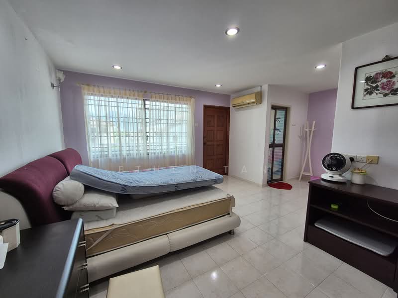 Casa Idaman 3 Storey Terrace House Farlim untuk Untuk Dijual - RM 940,000, Mac 2026 - Bedroom - PropertyGuru.com.my