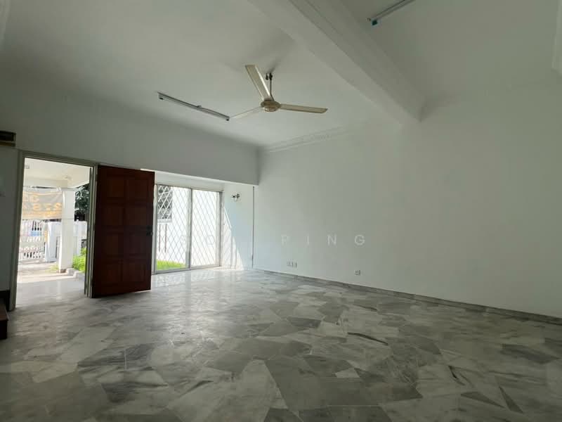 Usj 14 untuk Untuk Dijual - RM 718,000, Mac 2026 - Living Room - PropertyGuru.com.my